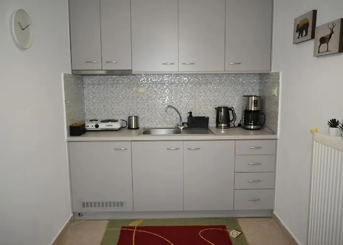 Avli Holiday home Palaiopirgos