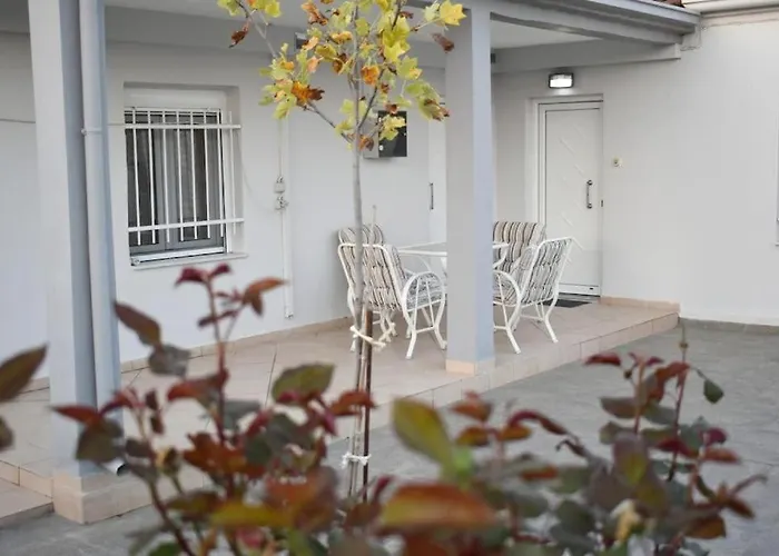 Avli Holiday home Palaiopirgos